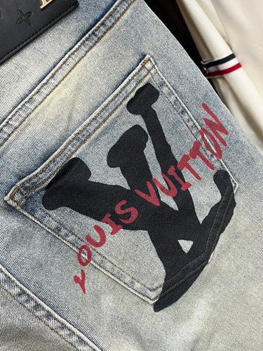 skater jeans logo